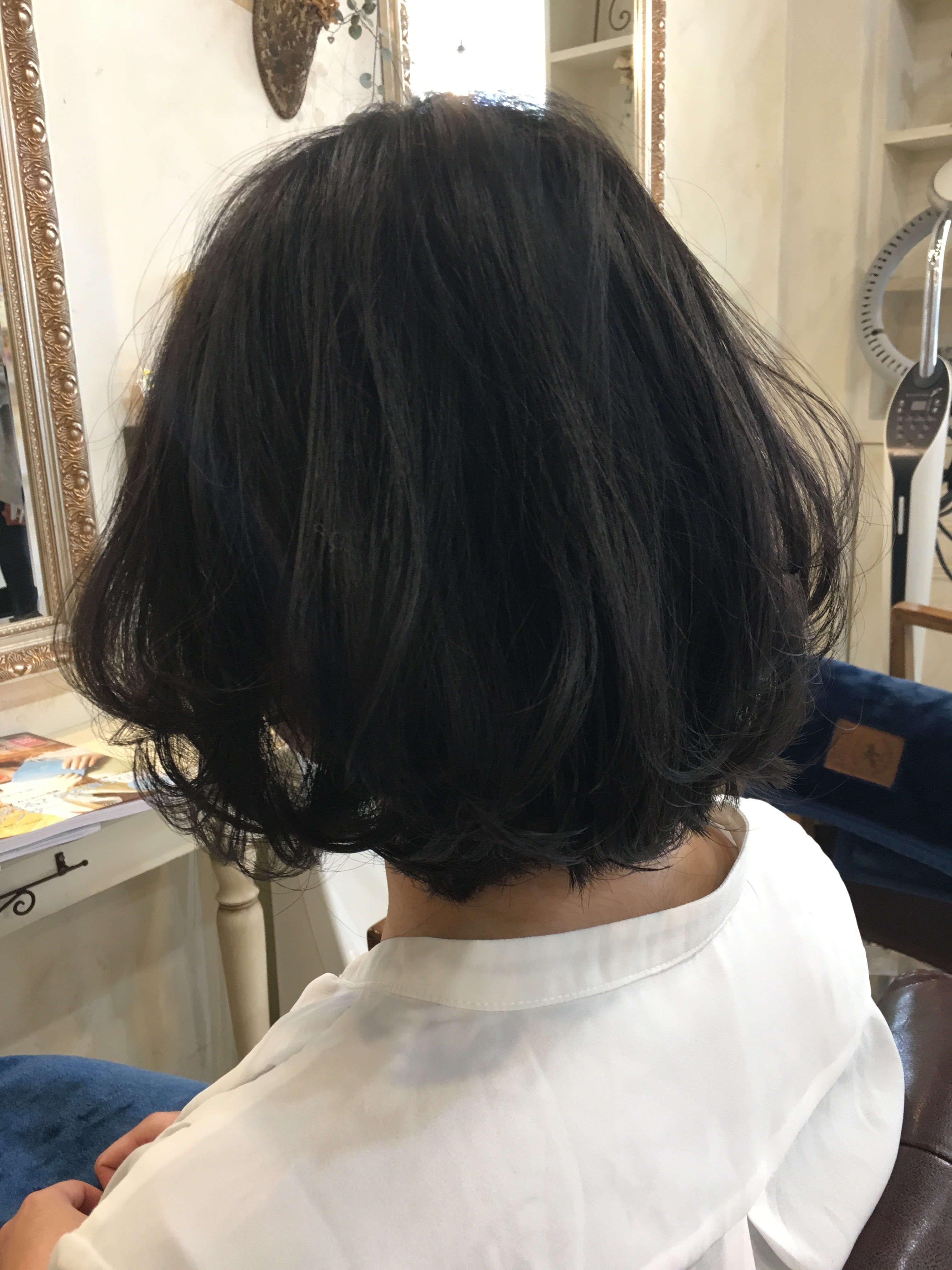 ばっさりボブにカットしたい方へ 香川県高松市で大人女性に人気の美容室SHARE【シェア】