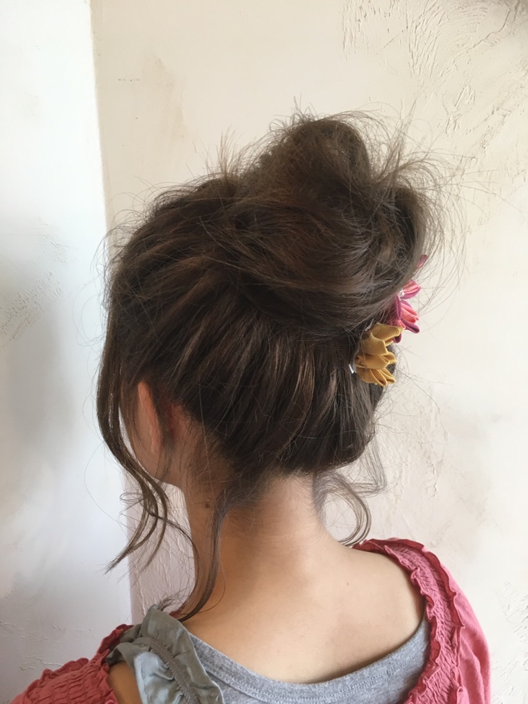 浴衣の似合うお団子アレンジ 香川県高松市で大人女性に人気の美容室share シェア