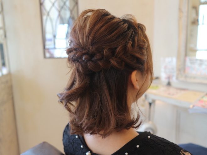 ヘアアレンジ,ボブ,ハーフアップ