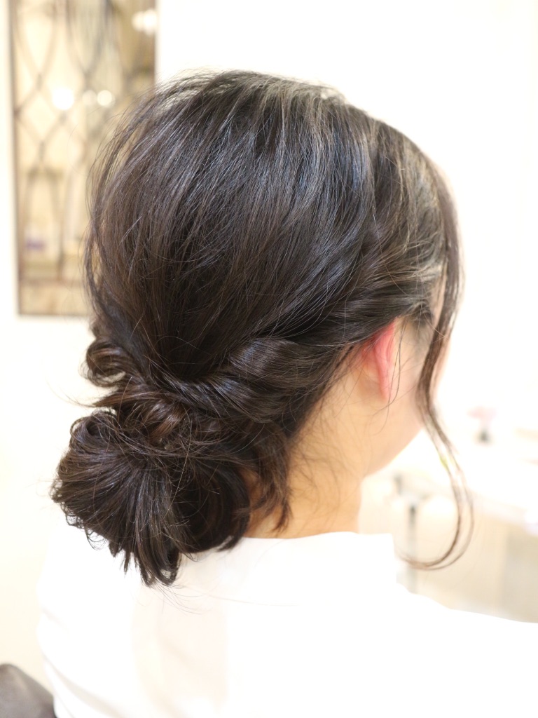 ヘアアレンジ,シニヨン