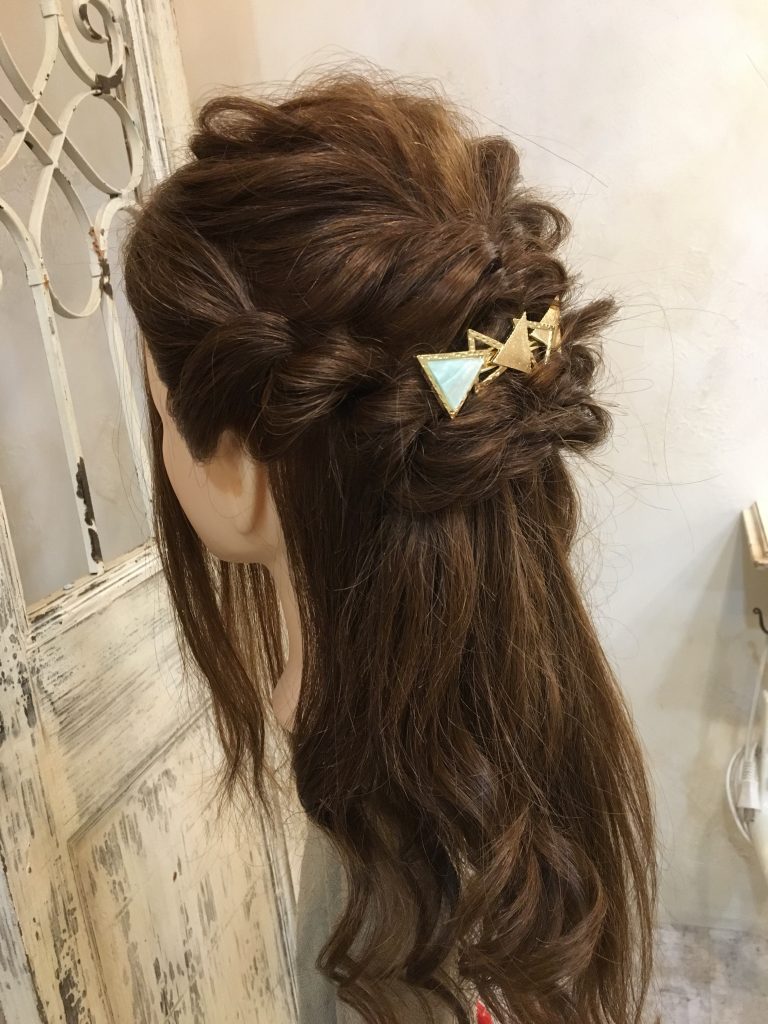 ヘアアレンジ,くるりんぱ