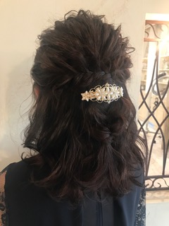 ヘアアレンジハーフアップ 香川県高松市で大人女性に人気の美容室share シェア ヘアアレンジハーフアップ 香川県高松市で大人女性に人気の美容室share シェア